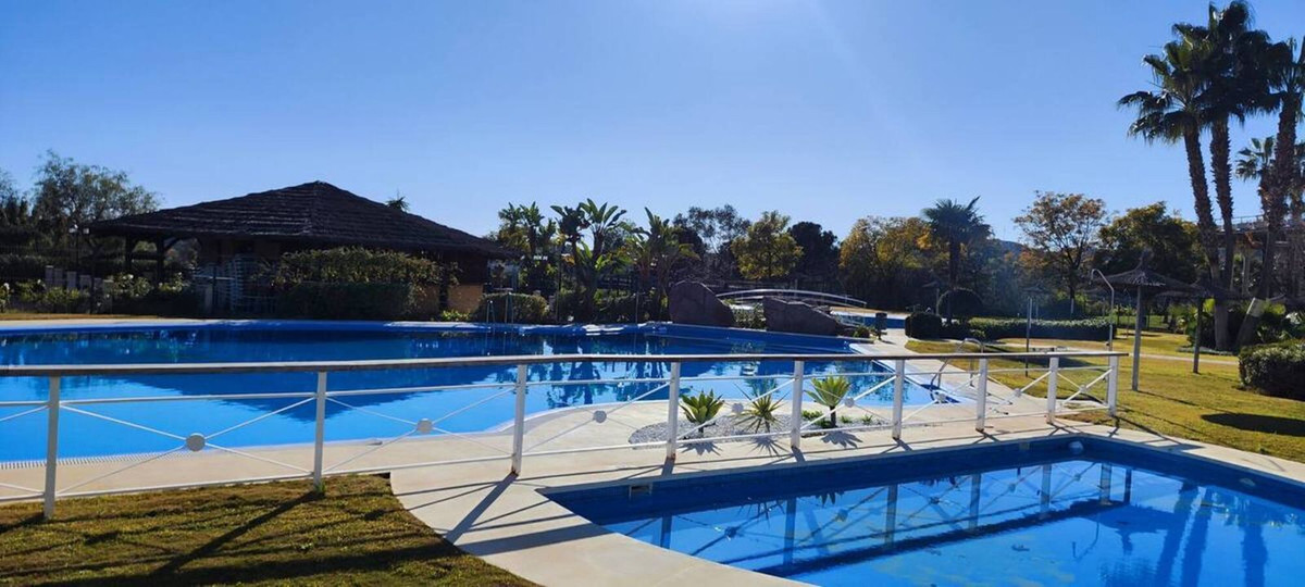 ea2dc75d00c229926332d9cb98912153 - 38