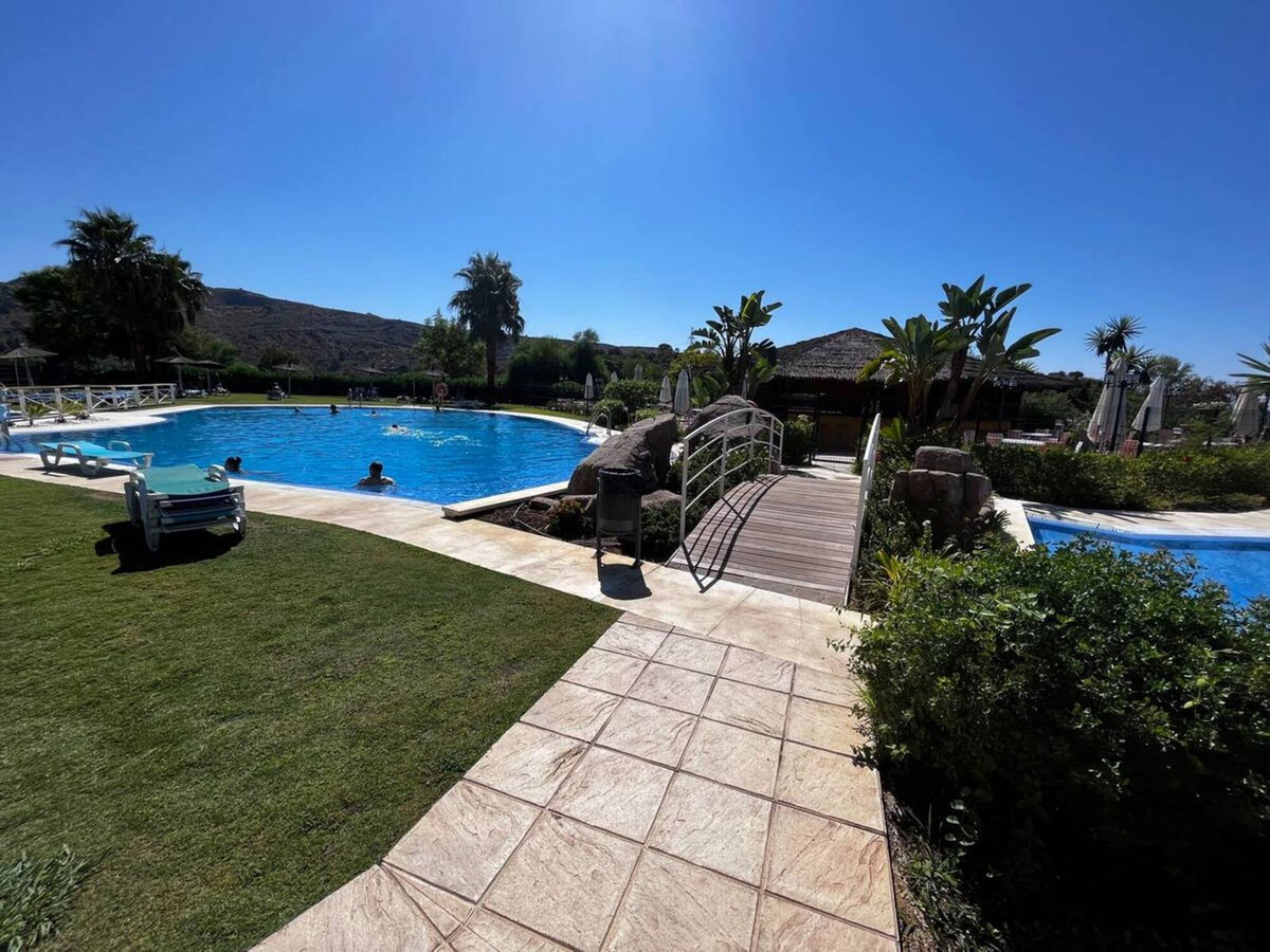 ea2dc75d00c229926332d9cb98912153 - 39