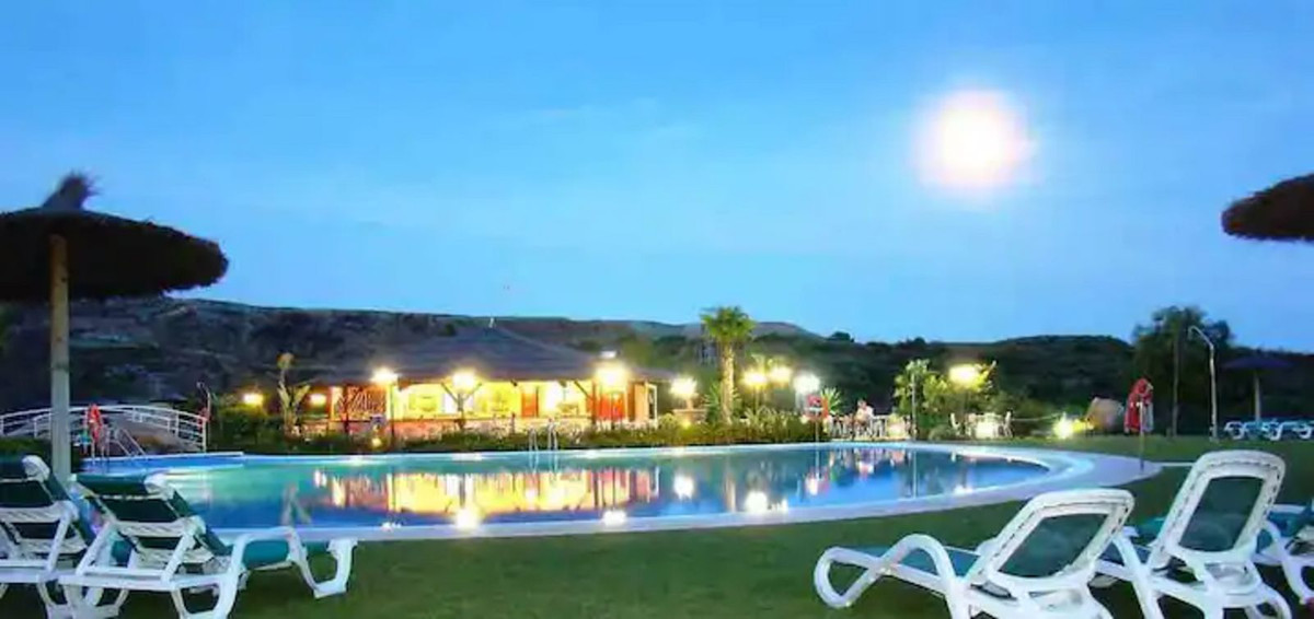 ea2dc75d00c229926332d9cb98912153 - 42