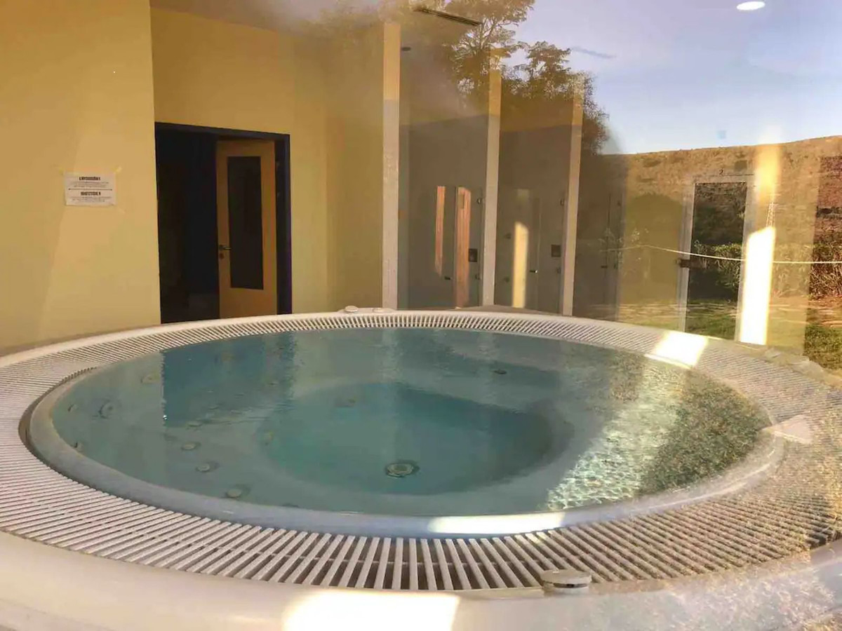 ea2dc75d00c229926332d9cb98912153 - 50