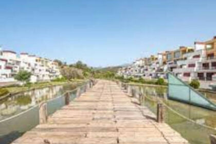 ea2dc75d00c229926332d9cb98912153 - 56