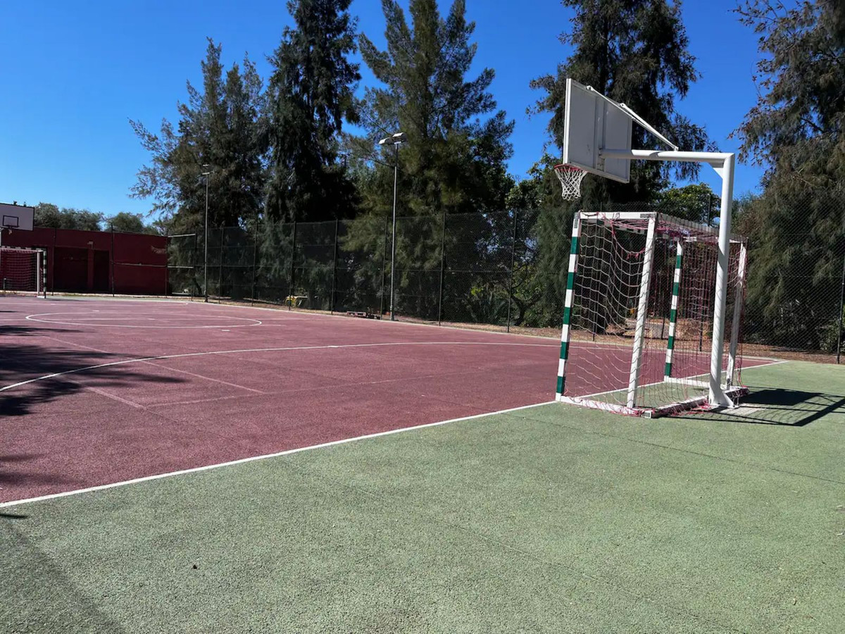 ea2dc75d00c229926332d9cb98912153 - 57