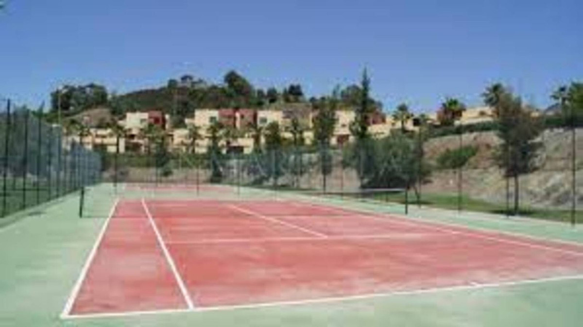 ea2dc75d00c229926332d9cb98912153 - 62