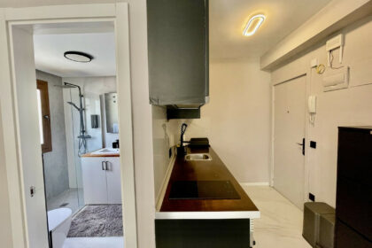 eabc536d19d3746862a119140959821a - 12