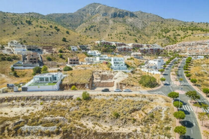 eb30c9abbce936a0604e9c188a610ffe - 3