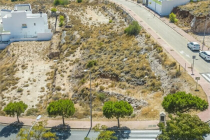 eb30c9abbce936a0604e9c188a610ffe - 4