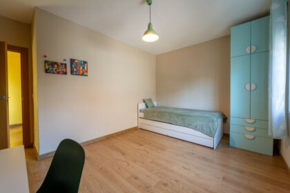 eb602fc213eb1f4bf2714d2ae75d27e7 - 23