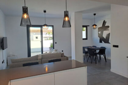 ebe23c0121b9ee9758b9914255d5026e - 12