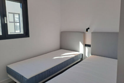 ebe23c0121b9ee9758b9914255d5026e - 18