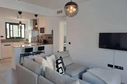 ebe23c0121b9ee9758b9914255d5026e - 9