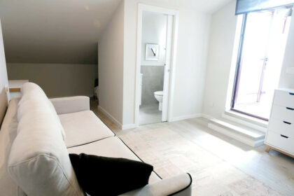 ec5b782e75c198ae1b9495478de8300c - 14