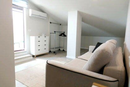 ec5b782e75c198ae1b9495478de8300c - 15