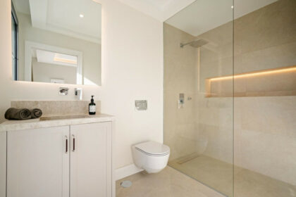 ed866b3a80d82575deefc4349da83ff5 - 25