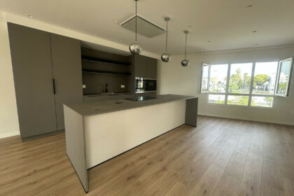 ee376af987ac4720623556c1051082cc - 1