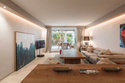 ef4f71c2d3784df43fa51e59267b2fca - 12