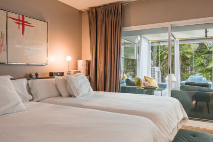 ef4f71c2d3784df43fa51e59267b2fca - 16