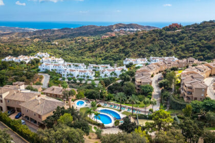 ef4f979821b9e21e4738febd8f5a7ca7 - 10