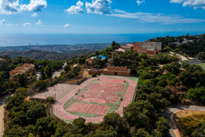 ef4f979821b9e21e4738febd8f5a7ca7 - 13