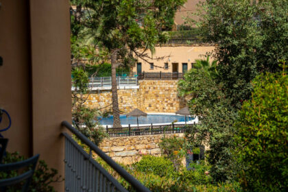 ef4f979821b9e21e4738febd8f5a7ca7 - 18