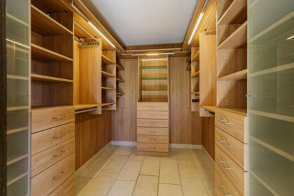 efea0cd284f279cd2f89c0cdc3ee5624 - 11