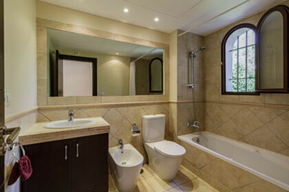 efea0cd284f279cd2f89c0cdc3ee5624 - 8