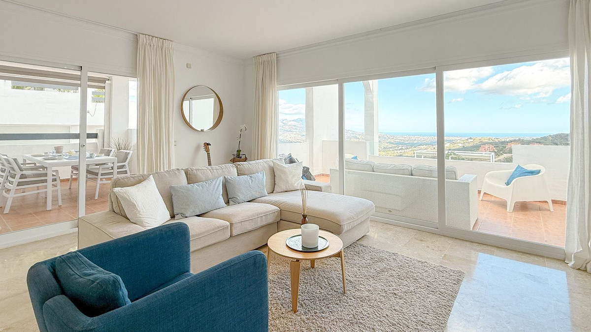 f0e420060b613c8b379fc738728db5c0 - 1