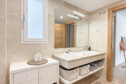 f0e420060b613c8b379fc738728db5c0 - 12