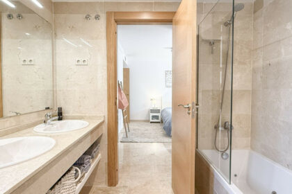 f0e420060b613c8b379fc738728db5c0 - 13