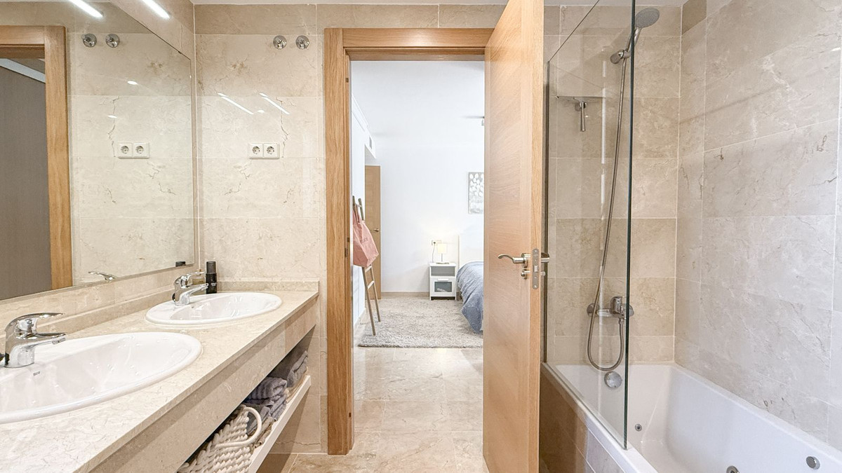 f0e420060b613c8b379fc738728db5c0 - 13