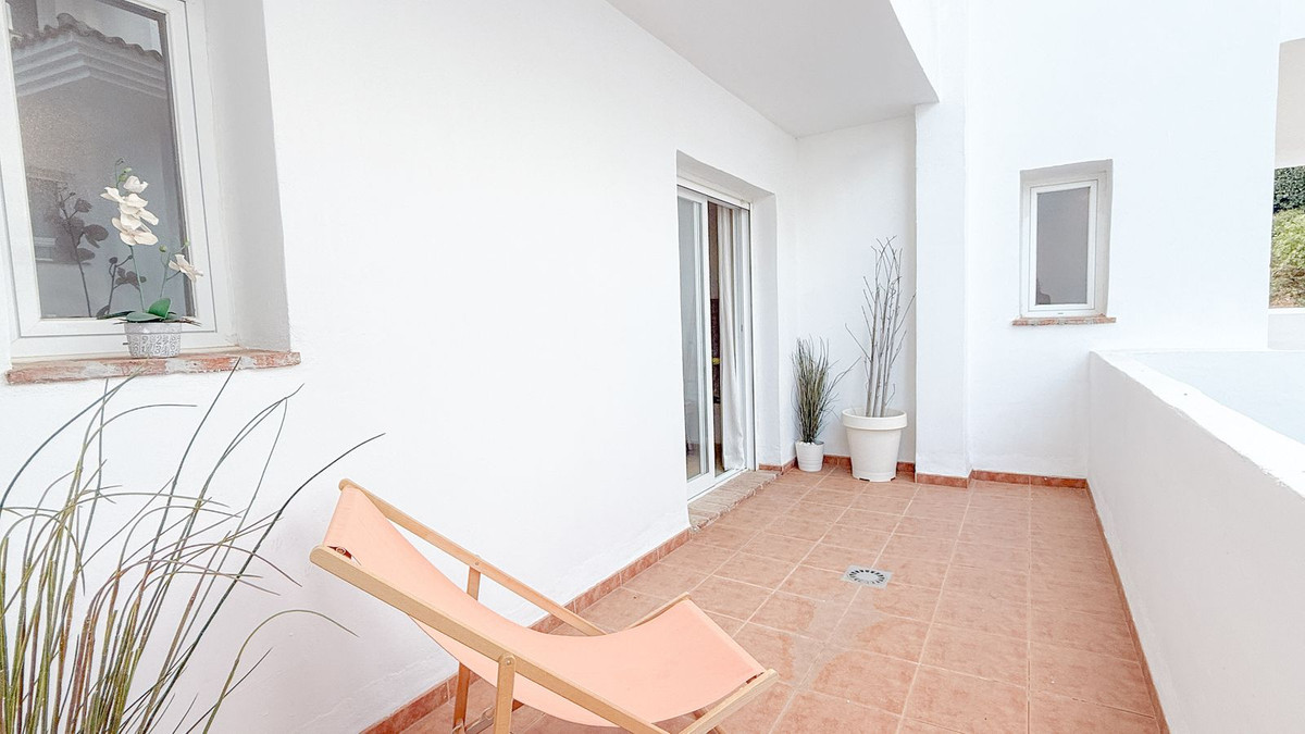 f0e420060b613c8b379fc738728db5c0 - 17