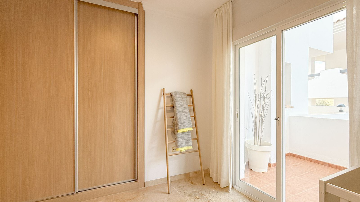 f0e420060b613c8b379fc738728db5c0 - 18