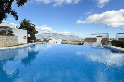 f0e420060b613c8b379fc738728db5c0 - 31