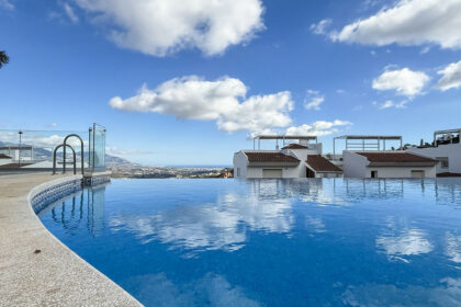 f0e420060b613c8b379fc738728db5c0 - 33