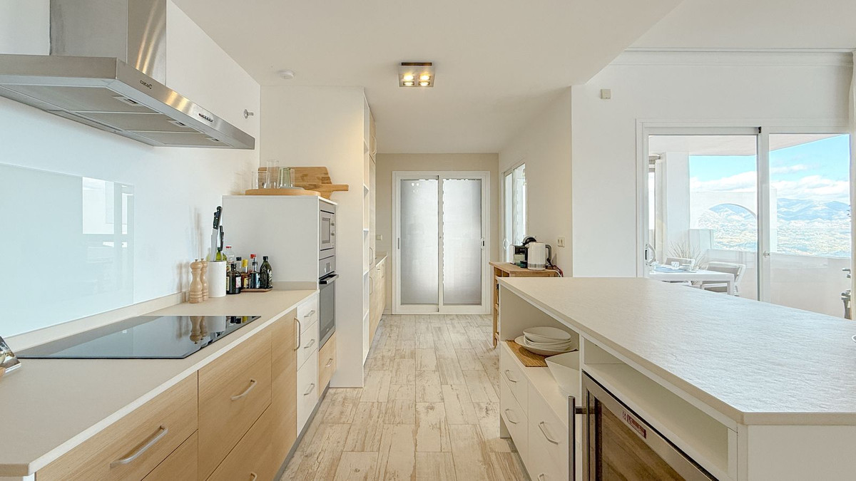 f0e420060b613c8b379fc738728db5c0 - 6