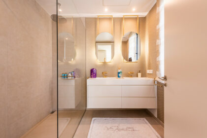 f0f7516e913935cb7bb47d99b0787985 - 11