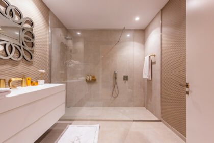 f0f7516e913935cb7bb47d99b0787985 - 33