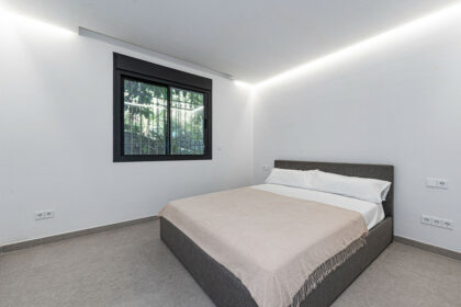 f1f51b4cf16615916cf01590de985d25 - 19