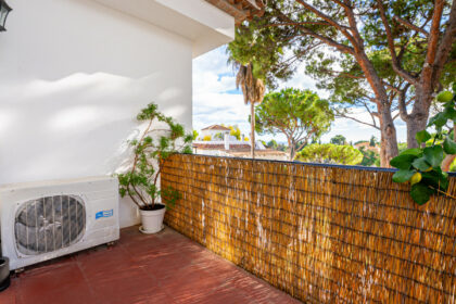 f22f9ed1b1aec655b4c8bca4afdd3239 - 17