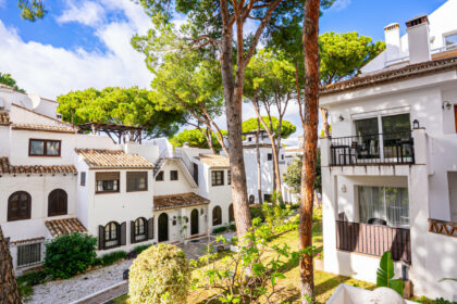 f22f9ed1b1aec655b4c8bca4afdd3239 - 19