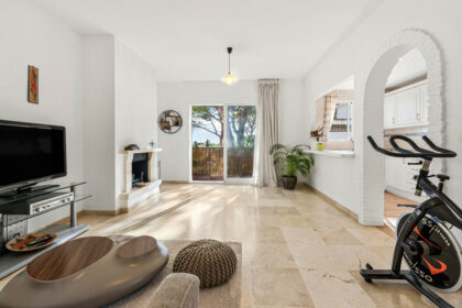 f22f9ed1b1aec655b4c8bca4afdd3239 - 2