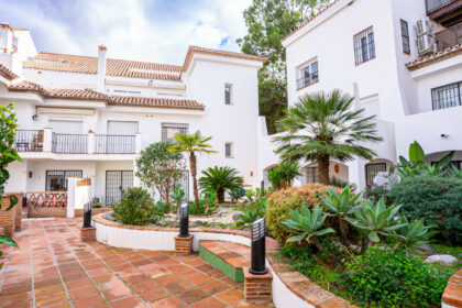 f22f9ed1b1aec655b4c8bca4afdd3239 - 20