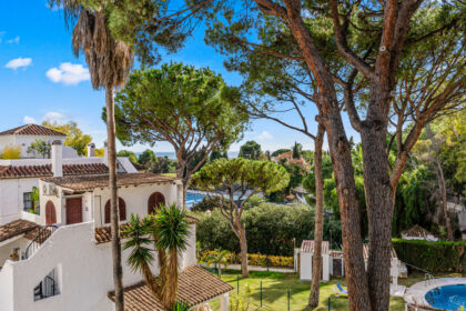 f22f9ed1b1aec655b4c8bca4afdd3239 - 3