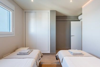 f24f9adcfe1c177bac4af703552ac976 - 14