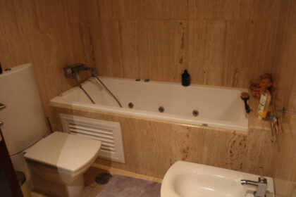 f3b0a0c97a3ce614fda916240140302d - 11