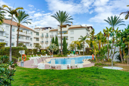 f3b91dd32de32f3ff481c095bf2cbcd4 - 21