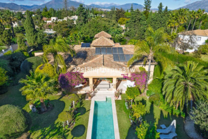 f3bb1e631be24545e573b949efd1c131 - 2