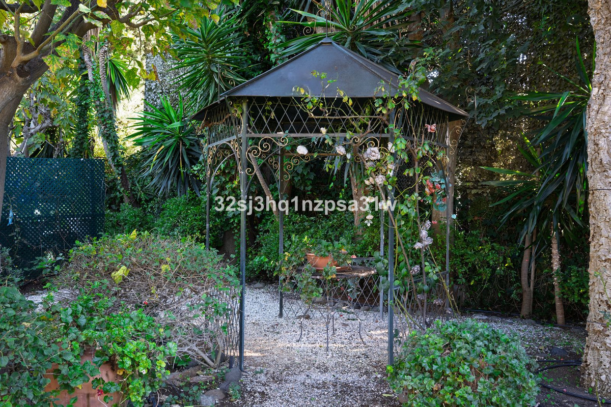 f3bb1e631be24545e573b949efd1c131 - 7