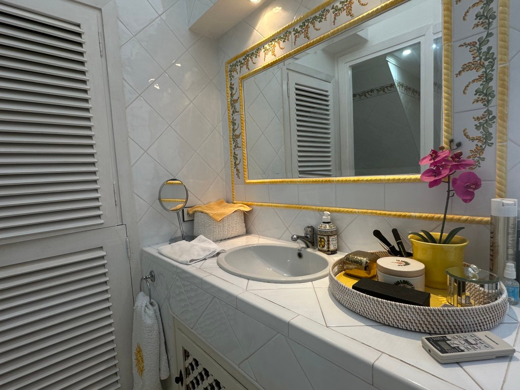 f3e83f73f8f0e82733b80e4d71d34877 - 17