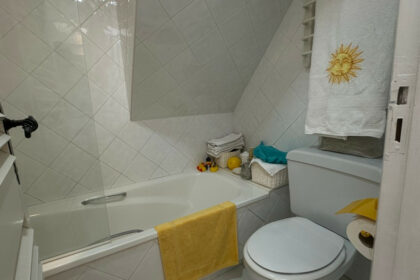 f3e83f73f8f0e82733b80e4d71d34877 - 18