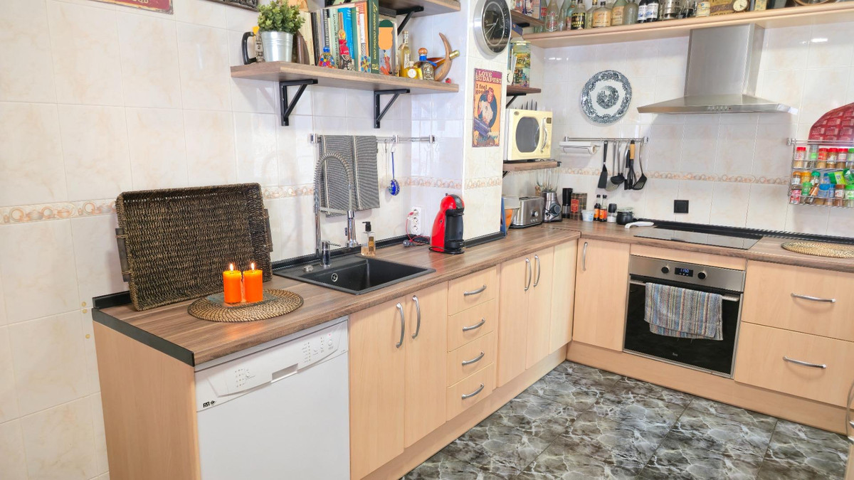 f4fe69b6ca3edcd3ddd6e20546a8bebf - 19